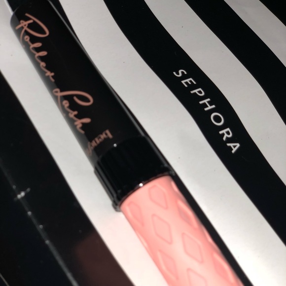 Sephora brand benefits black mascara - Picture 3 of 3